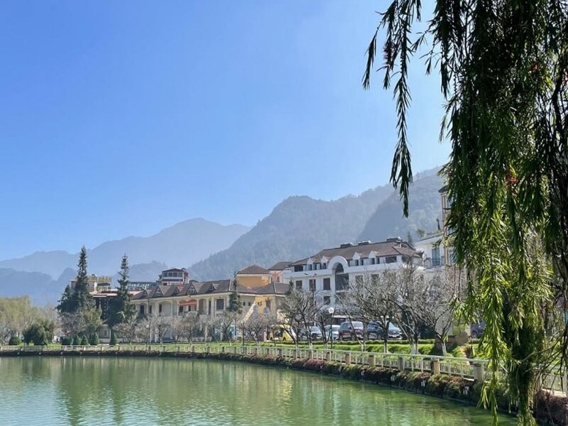 ساحة بحيرة سابا